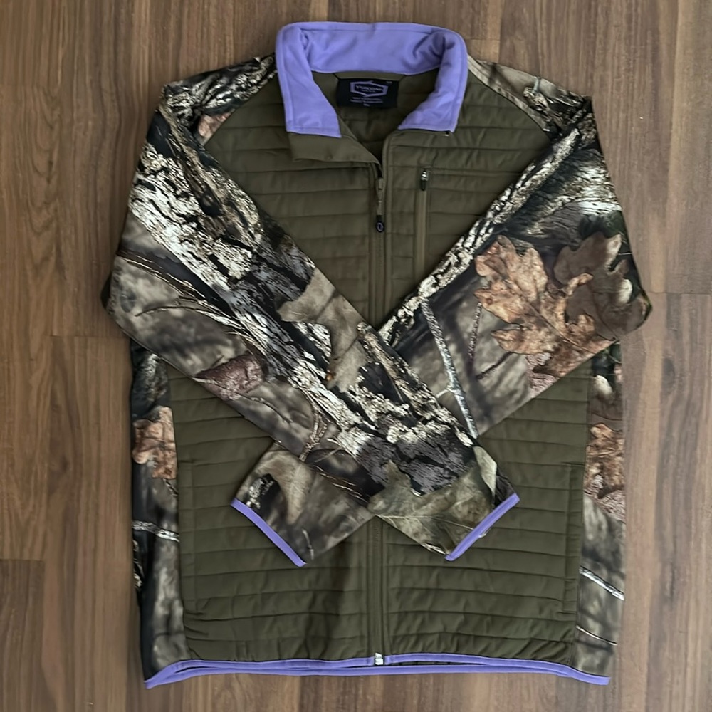 Yukon Gear zip front, front pocket jacket